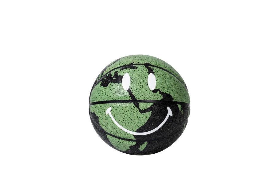 Clothing MARKET | Smiley Bitmap Basketball